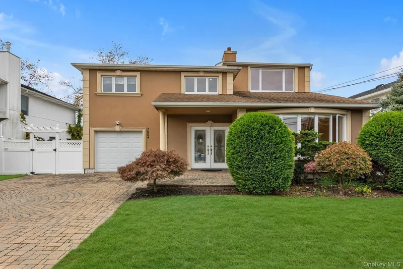 2884 Bay Drive, Merrick, New York, United States. - Photo 17