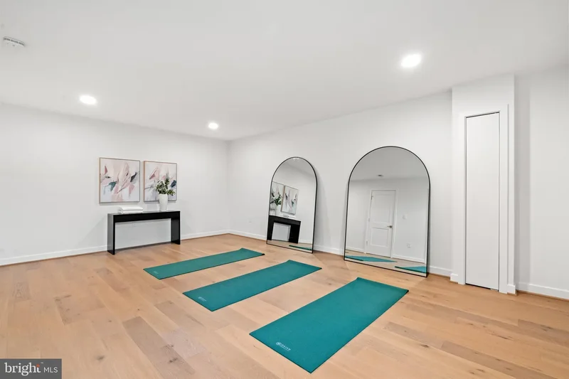 10612 DEMOCRACY LN, Rockville, Maryland, United States. - Photo 43