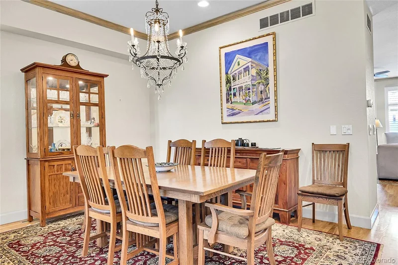 566 Josephine Street, Denver, Colorado, United States. - Photo 4