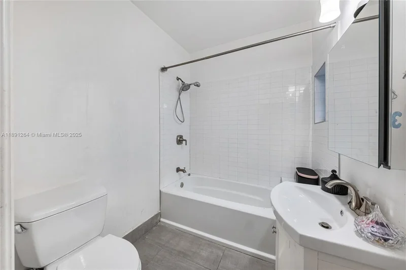 114 2nd Dilido Ter, Miami Beach, Florida, United States. - Photo 17