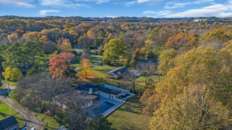 818 Bresslyn Rd, Nashville, Tennessee, United States. - Photo 43