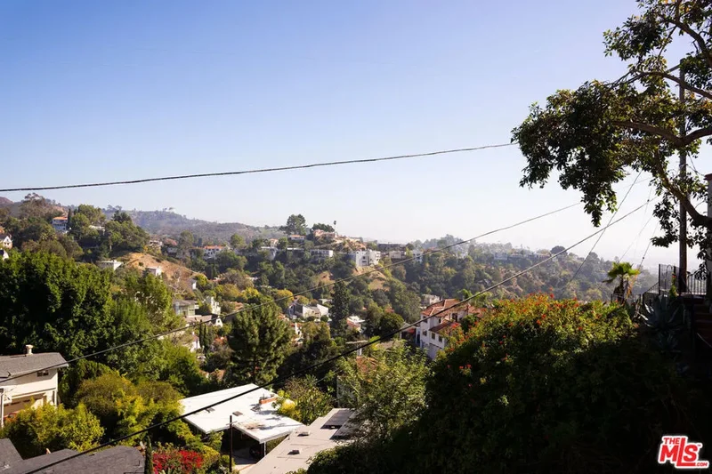 2890 Durand Drive, Los Angeles, California, United States. - Photo 51