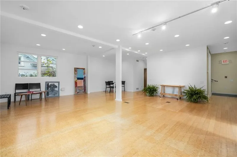 5 Clinton Avenue, Jamestown, RI, 02835, USA, Jamestown, Rhode Island, United States. - Photo 5