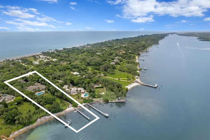 202 Gomez Road, Hobe Sound, Florida, United States. - Photo 31