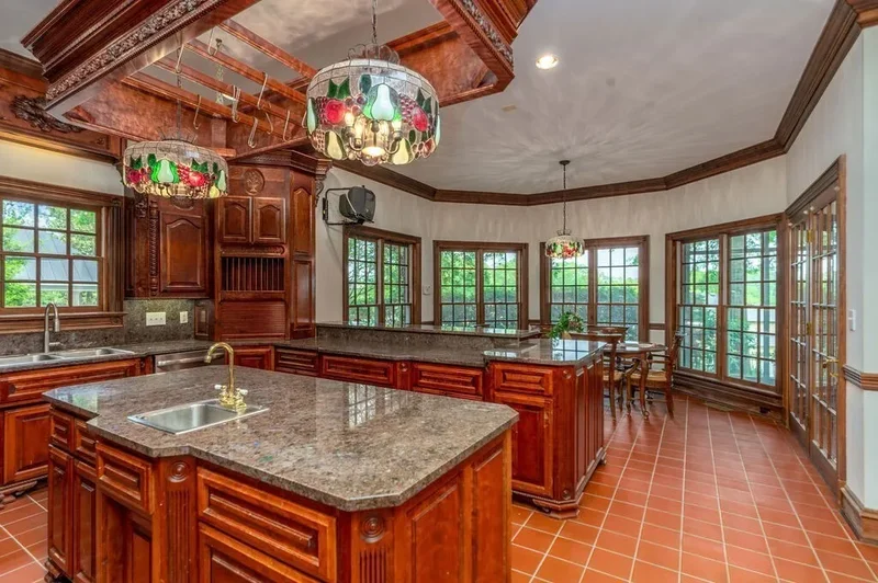 2081 Mossy Oak Cir, Clarksville, TN 37043, Clarksville, Tennessee, United States. - Photo 11