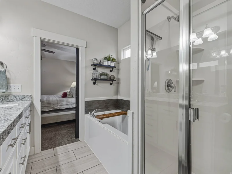 10333 S WAPATI MOON PL, South Jordan, Utah, United States. - Photo 21