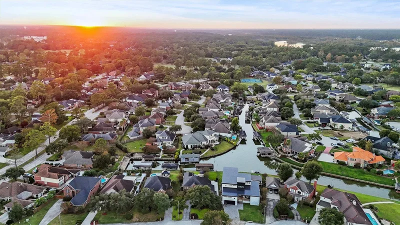 8223 Lakeshore Villa Drive, Houston, TX 77346, Humble, Texas, United States. - Photo 33