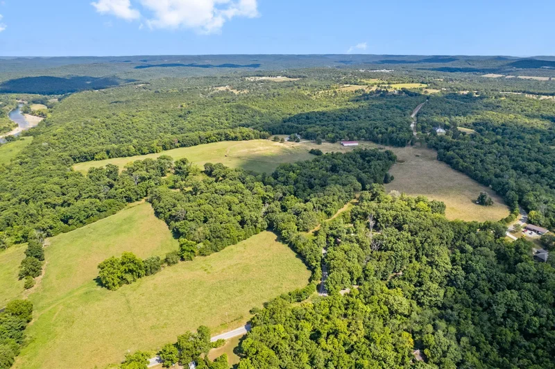 880 Roberts Road, Kissee Mills, MO 65680, Kissee Mills, Missouri, United States. - Photo 5
