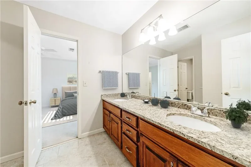 410 Red Jacket Way, Alpharetta, GA 30005, Alpharetta, Georgia, United States. - Photo 36
