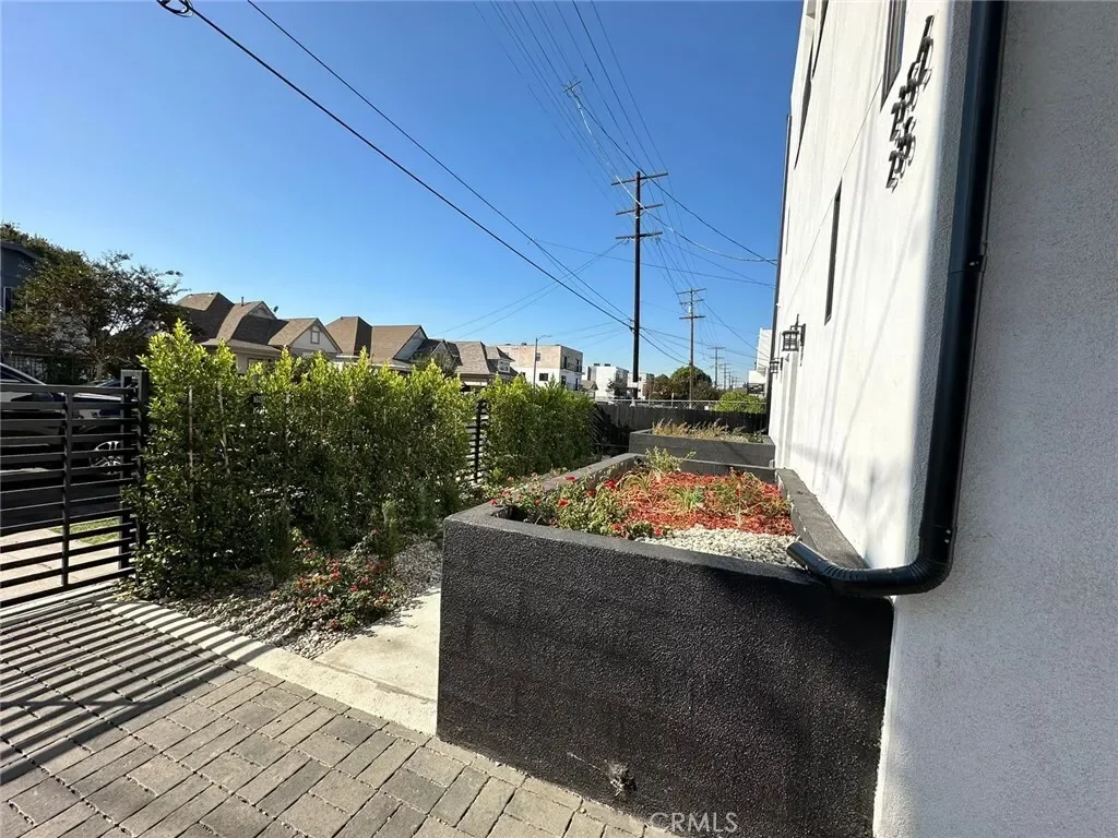 235 E 29th Street, LOS ANGELES, CA 90011, Los Angeles, California, United States. - Hero Image