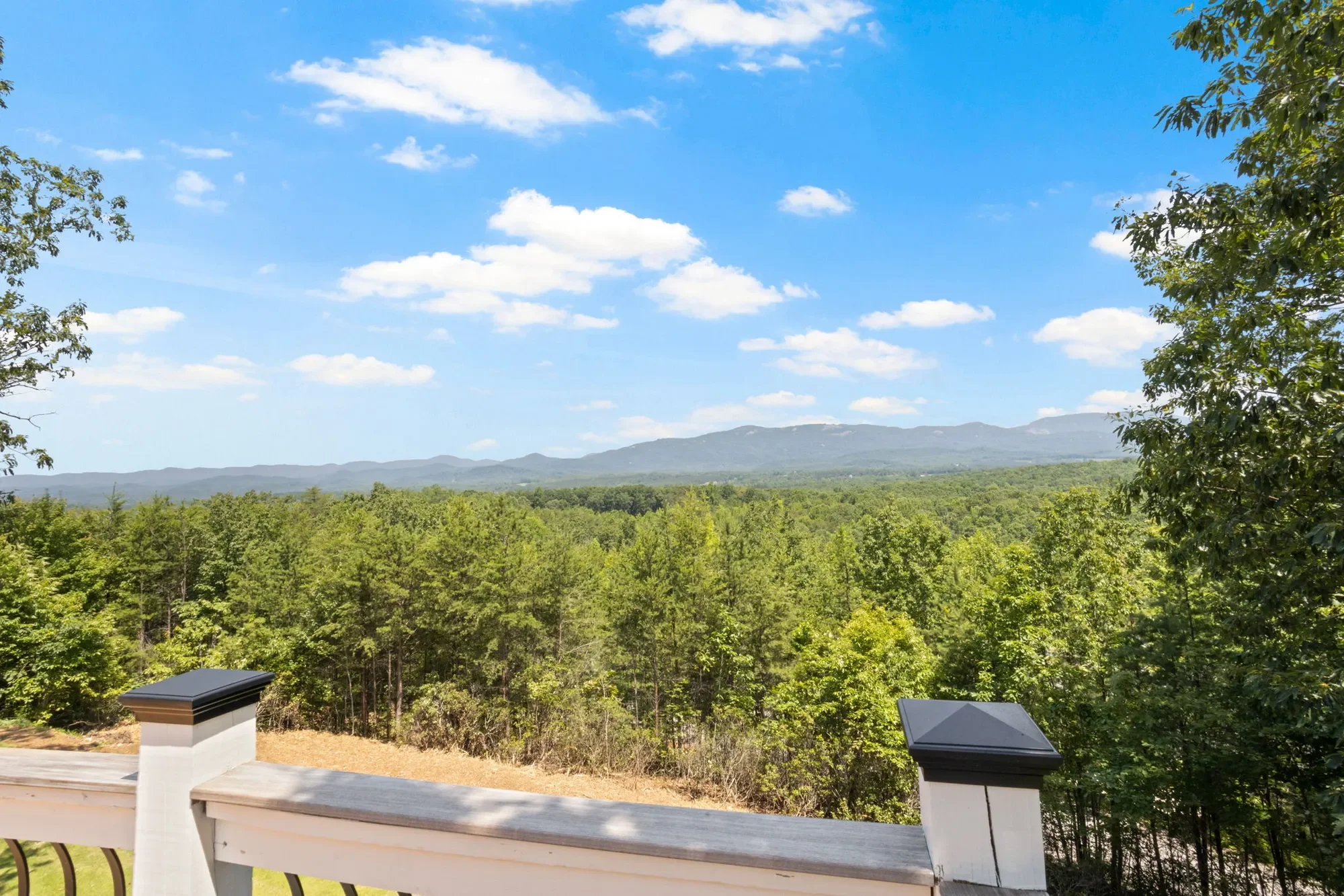600 Packs Mountain Ridge Road , Taylors, SC 29687, Taylors, South Carolina, United States. - Photo 37