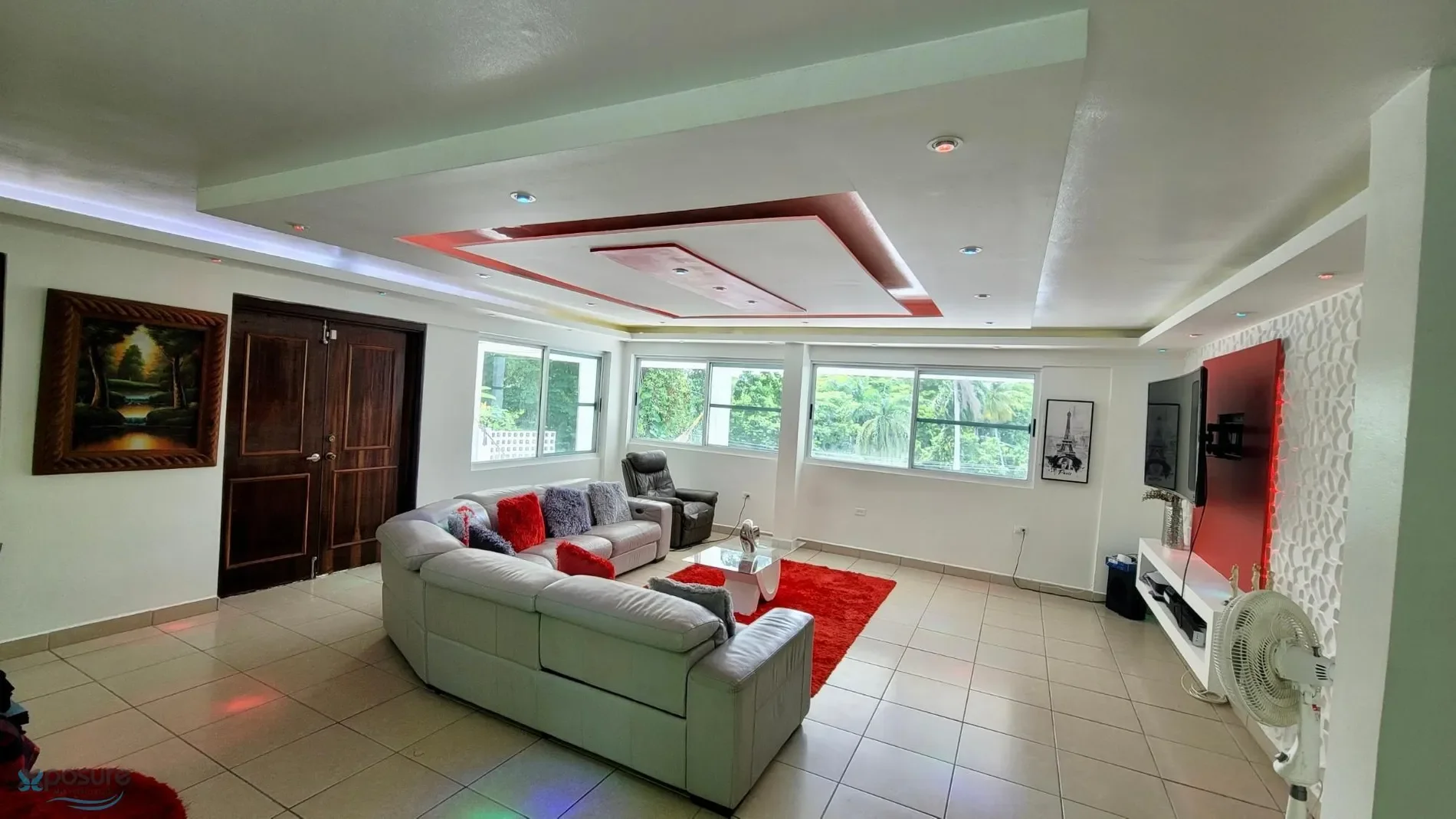 Gallery photo 1