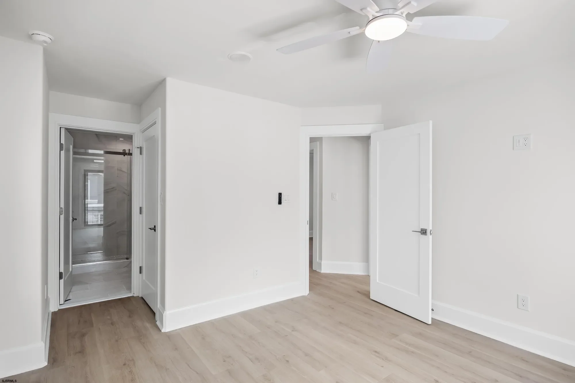 Gallery photo 6