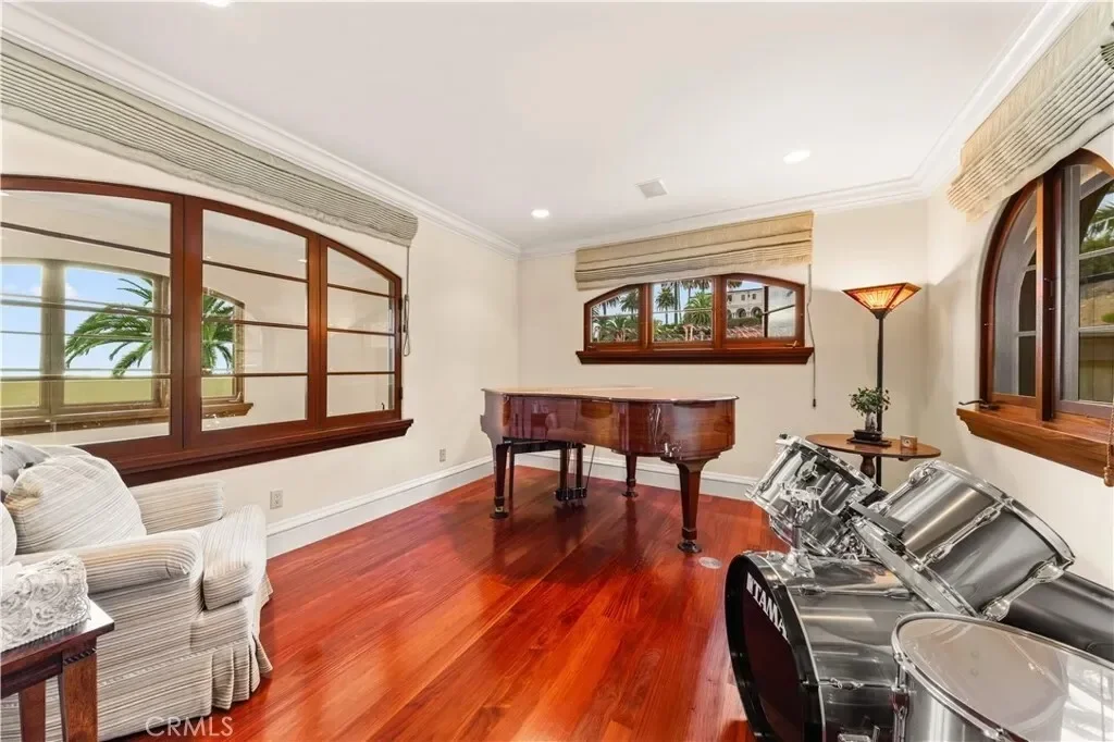 64 Laurel Drive, Rolling Hills, California, United States. - Photo 40