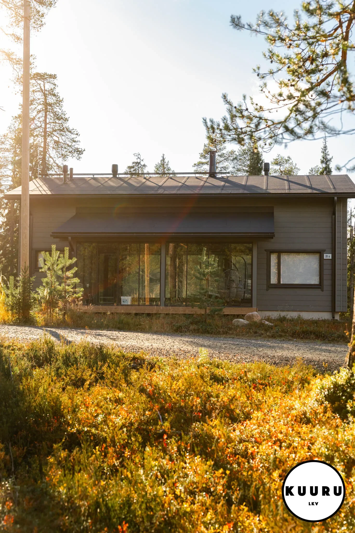 Exterior photo 8