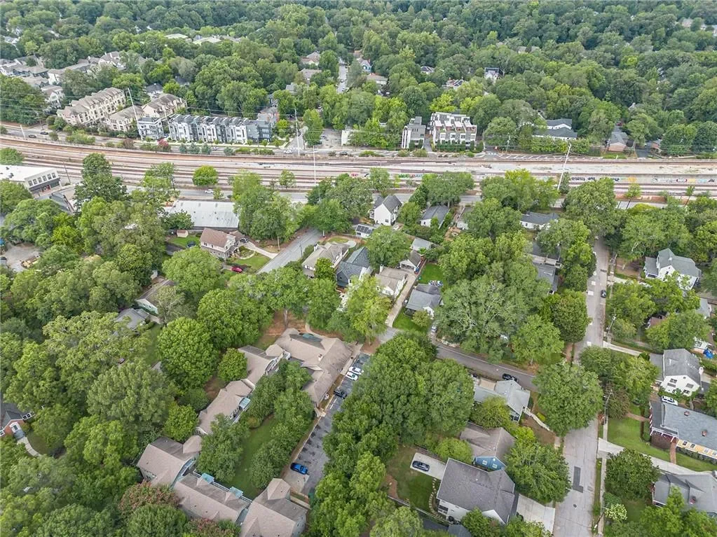 2018 Presley Way NE, Atlanta, Georgia, United States. - Photo 60
