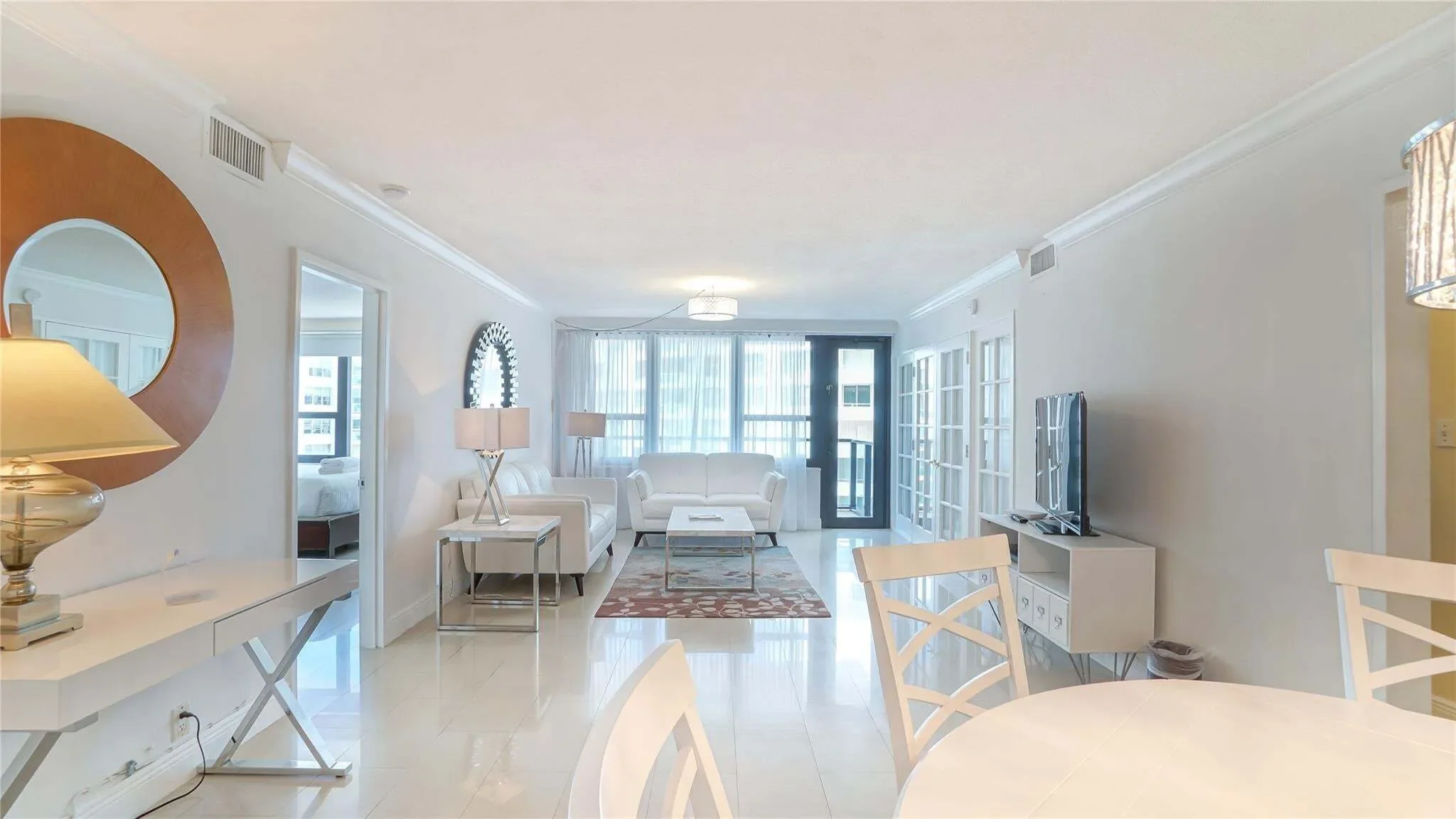 5225 Collins Ave #1417, Miami Beach, FL 33140, Miami Beach, Florida, United States. - Photo 5