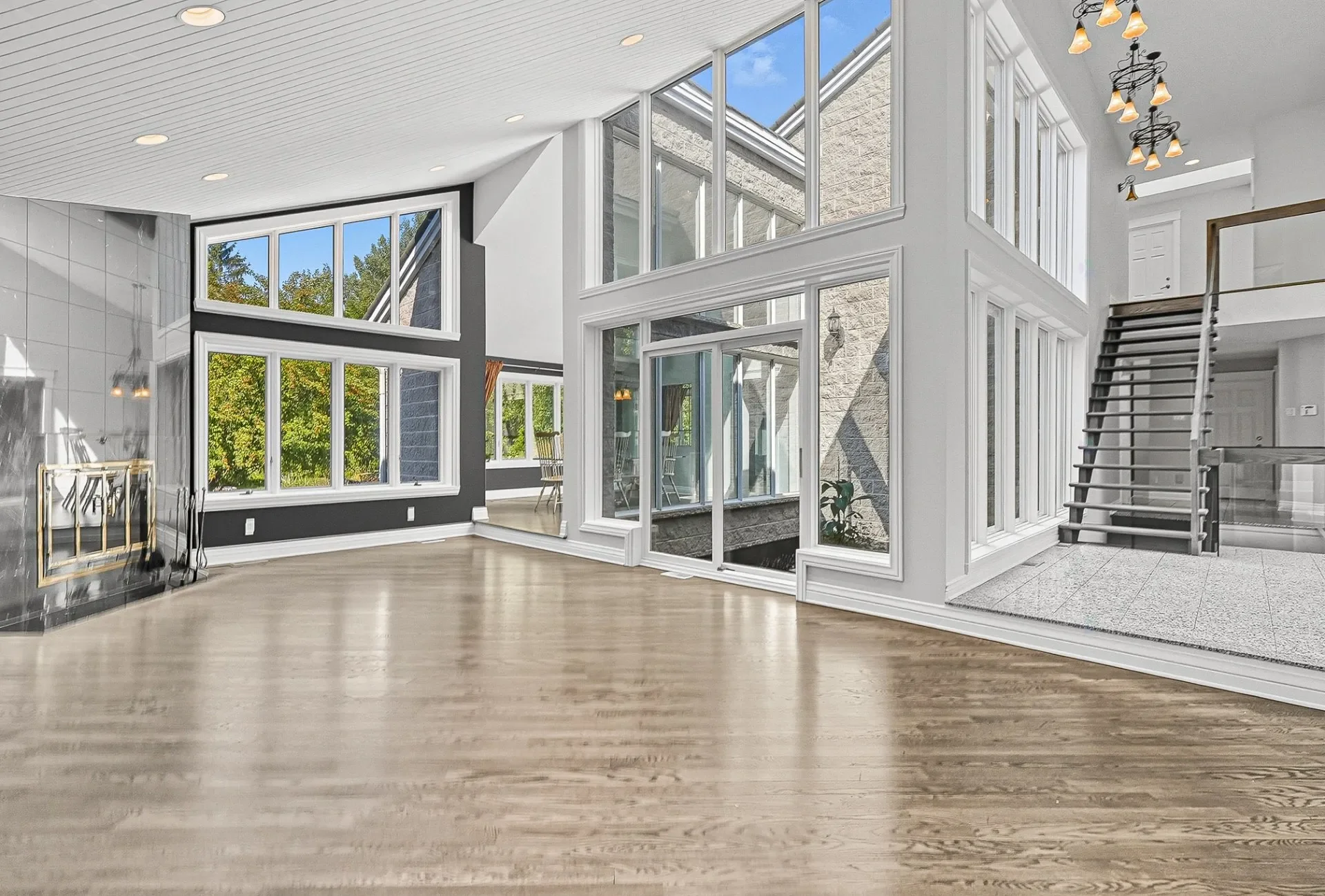 Gallery photo 1