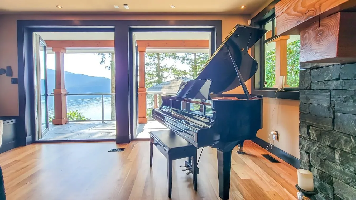 5125 Indian River Drive, North Vancouver, North Vancouver, British Columbia, Canada. - Photo 27