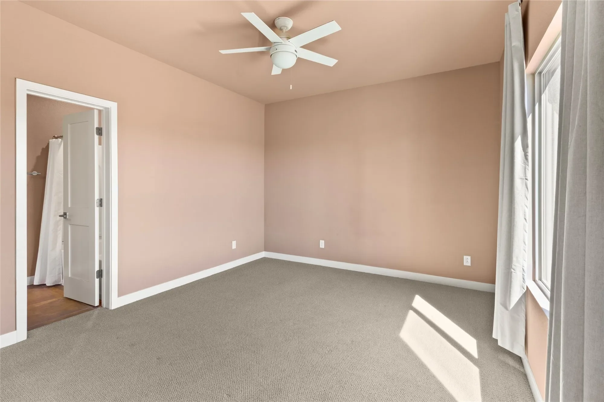 7609 Arroyo Oeste Lane , Santa Fe, NM 87507, Santa Fe, New Mexico, United States. - Photo 26