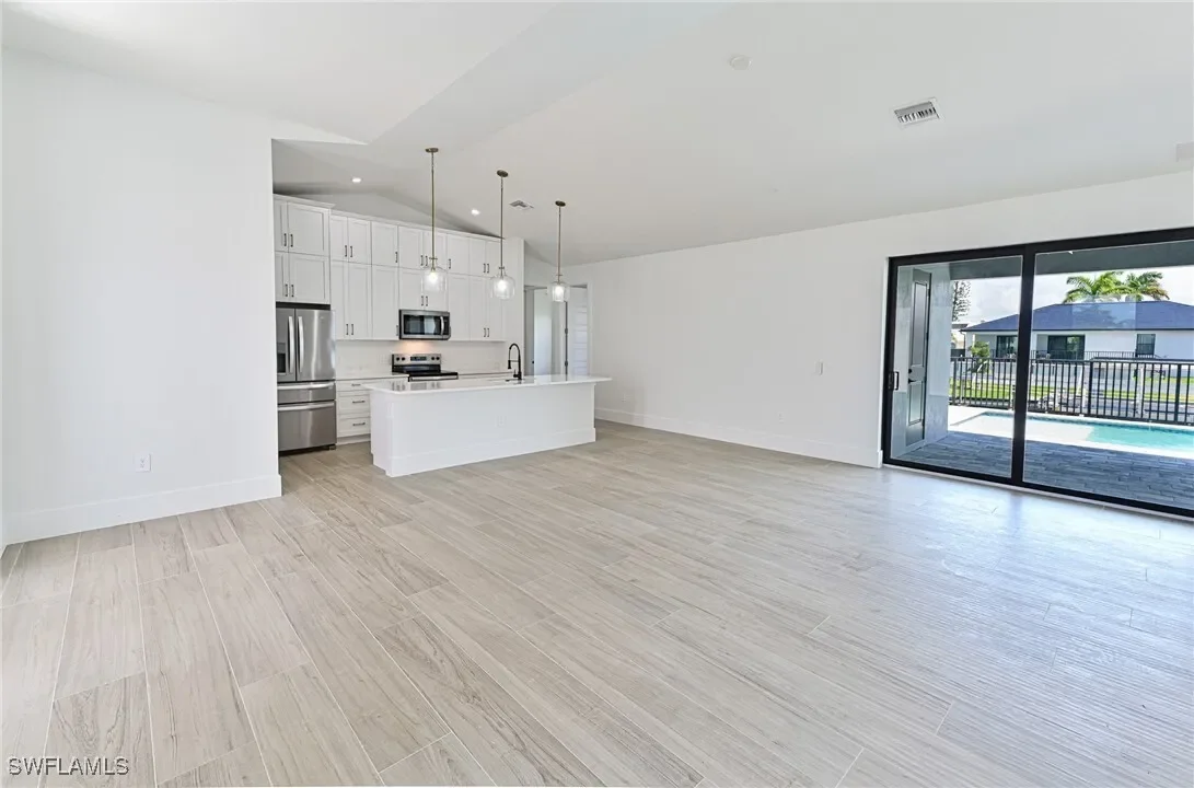 Gallery photo 10