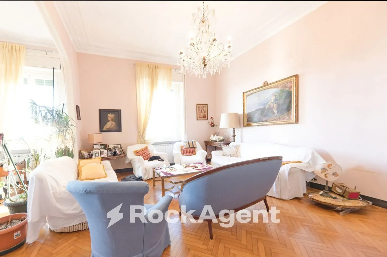 Gallery photo 6
