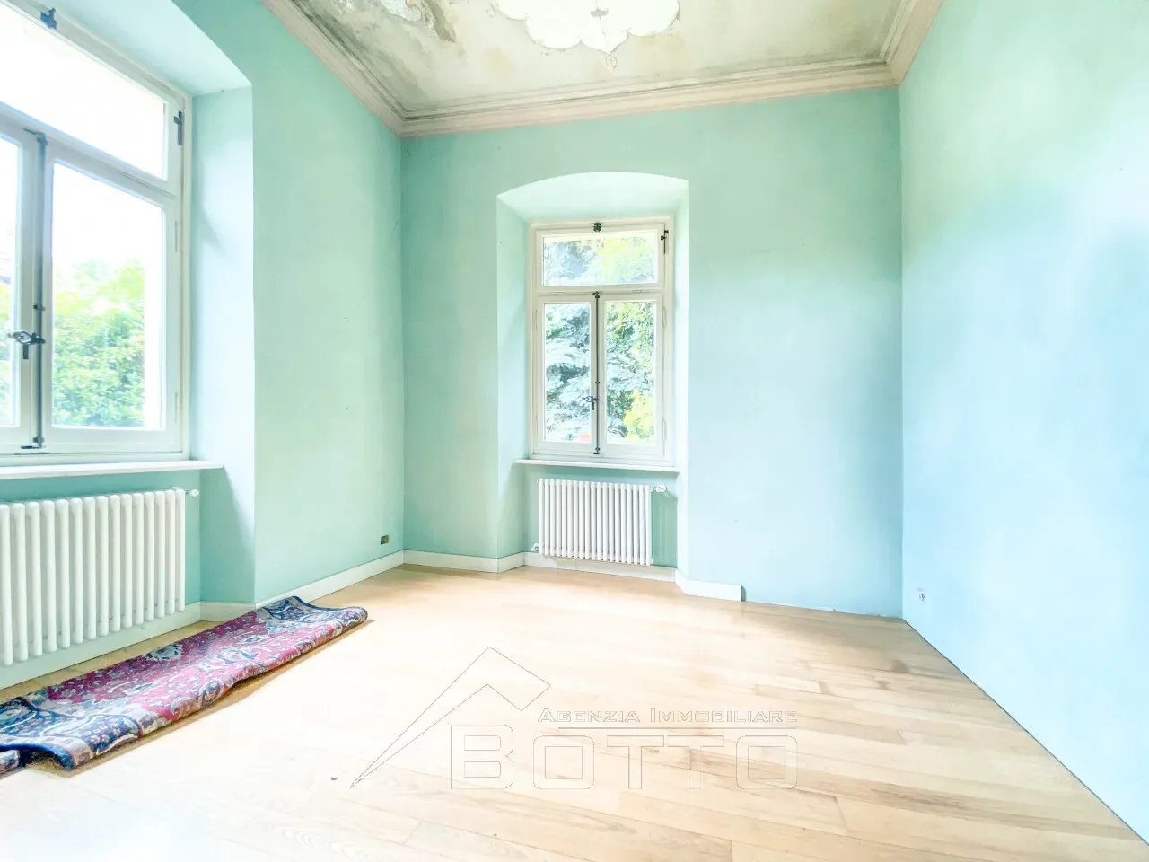 Gallery photo 12