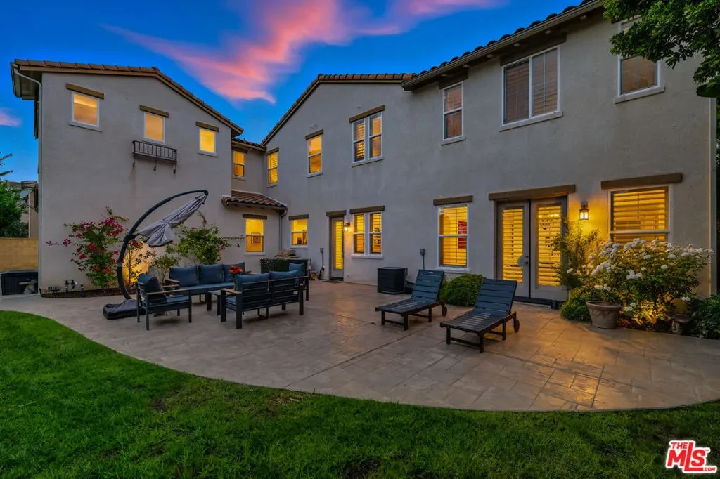 22074 Sagebrook Road, Los Angeles, California, United States. - Photo 26