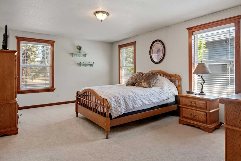 63610 Deschutes Market Rd, Bend, OR 97701, Bend, Oregon, United States. - Photo 19