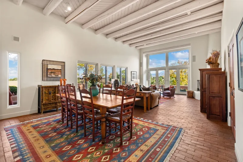 93 Avenida De Las Casas , Santa Fe, NM 87506, Santa Fe, New Mexico, United States. - Photo 39