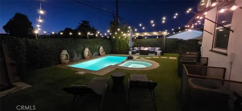 735 Ultimo, Signal Hill, California, United States. - Photo 13