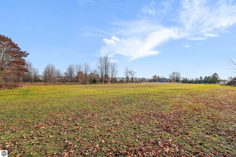 750 N Dumas Road, Suttons Bay, MI, 49682, USA, Suttons Bay, Michigan, United States. - Photo 44