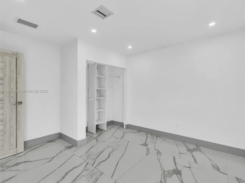 440 SE 8th Ave, Pompano Beach, Florida, United States. - Photo 27