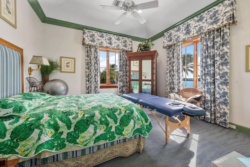 1275 Lands End Road, Lantana, Florida, United States. - Photo 2