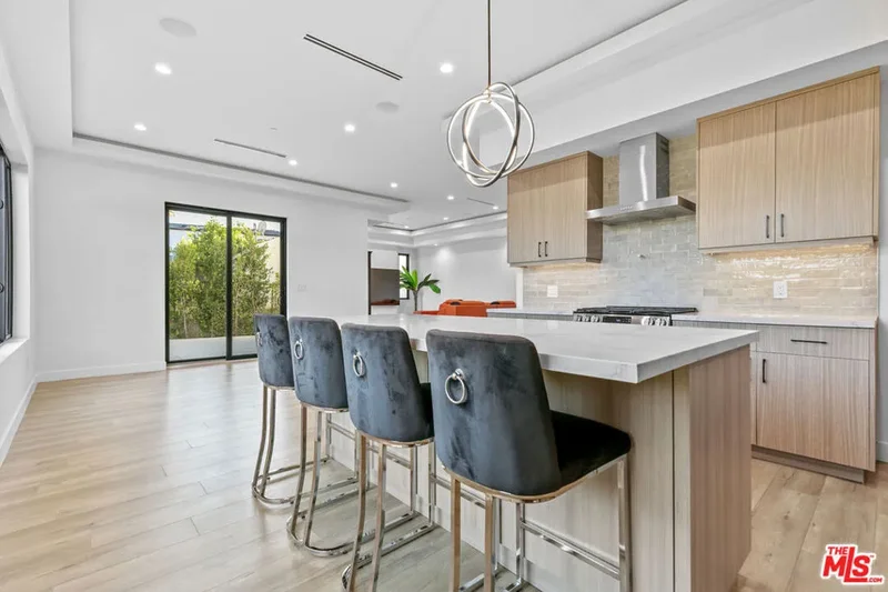 5152 Etiwanda Avenue, Los Angeles, California, United States. - Photo 22