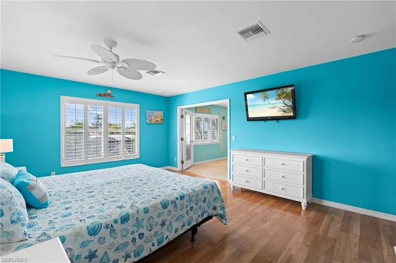 320 Madison CT, Fort Myers Beach, Florida, United States. - Photo 26