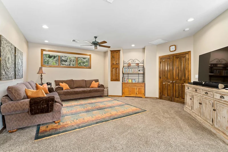 1126 NW Morgan, Grants Pass, OR, 97526, USA, Grants Pass, Oregon, United States. - Photo 39