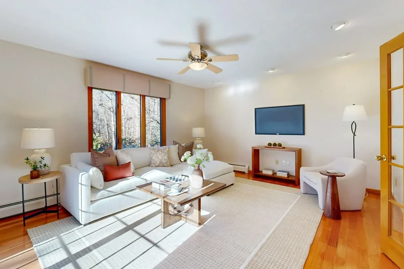 40 Phenix Ridge Drive , Cranston, RI 02921, Cranston, Rhode Island, United States. - Photo 23