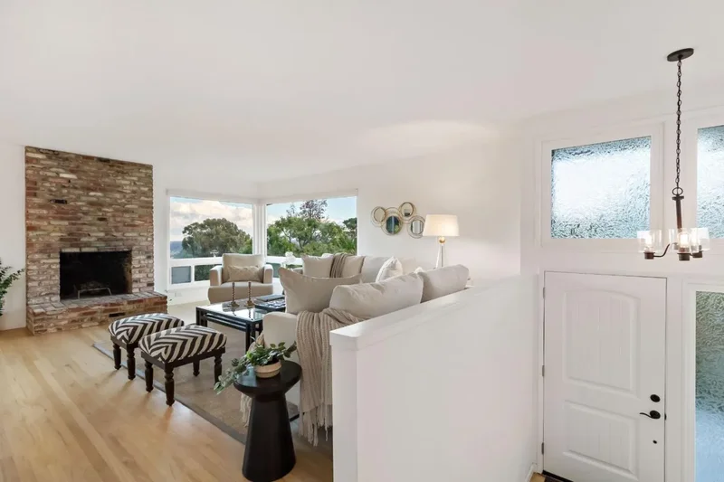 3848 Vineyard Drive, Redwood City, California, United States. - Photo 14
