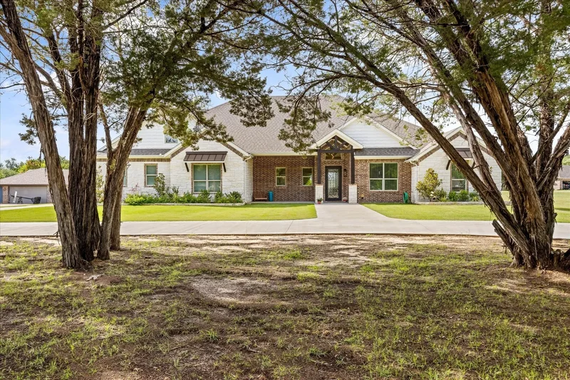 2207 Wood Duck Lane, Granbury, TX 76049, Granbury, Texas, United States. - Photo 22
