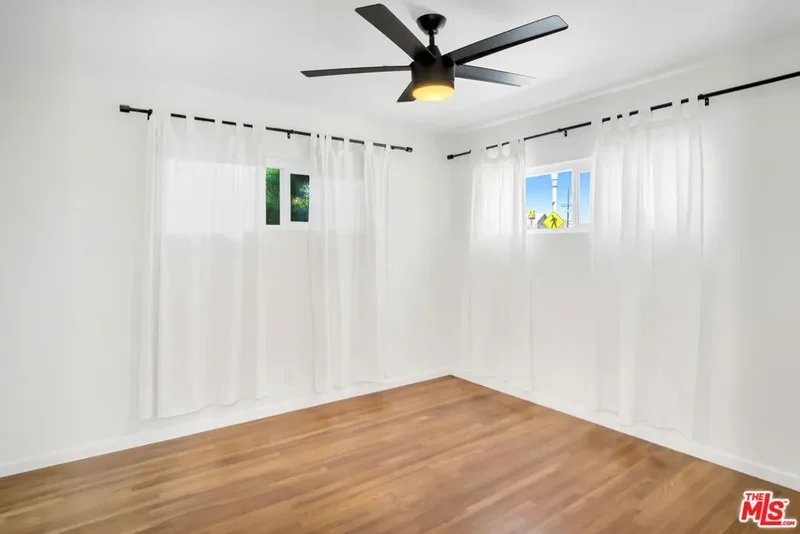 5614 W Adams Boulevard, Los Angeles, California, United States. - Photo 8