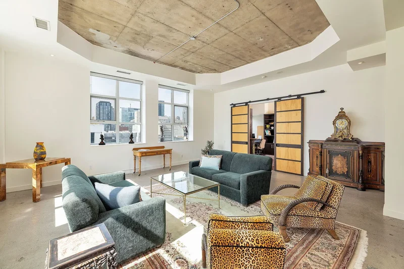 155 Dalhousie St  PH1, Toronto, ON M5B 2P7, Toronto, Ontario, Canada. - Photo 17