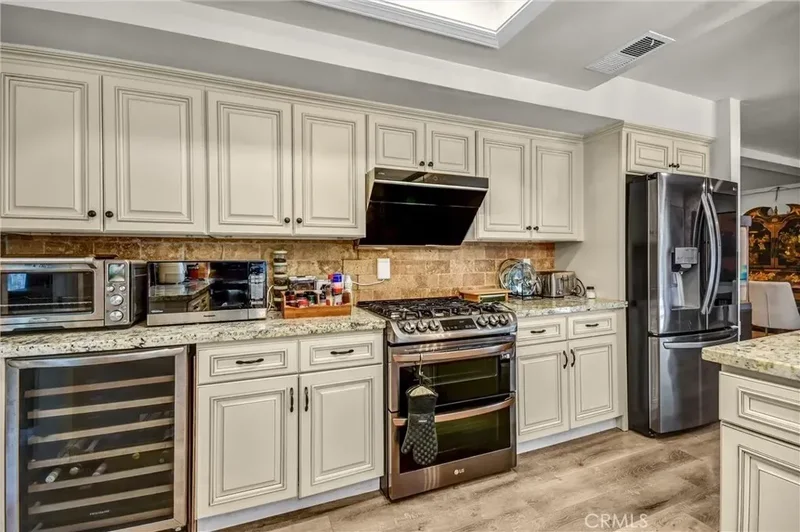 2342 N Mills, Claremont, California, United States. - Photo 11