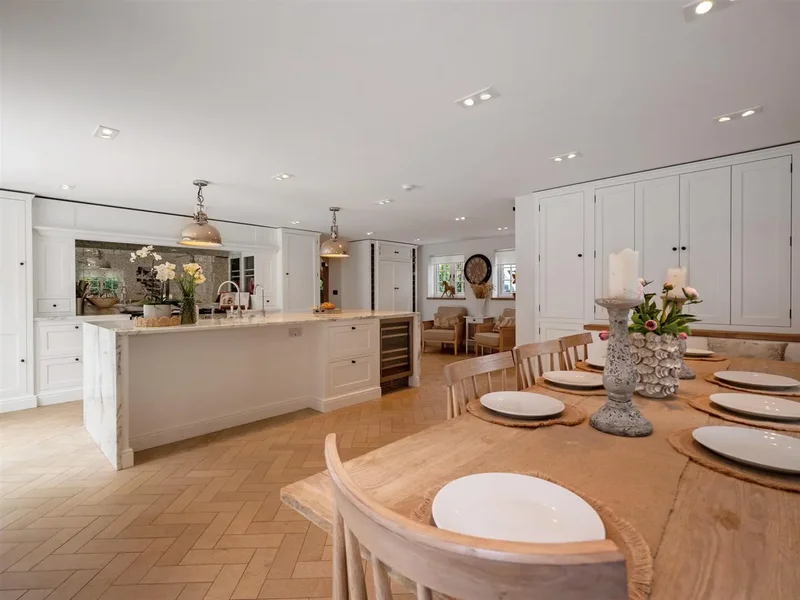 4 bedroom Detached House for sale in Keston