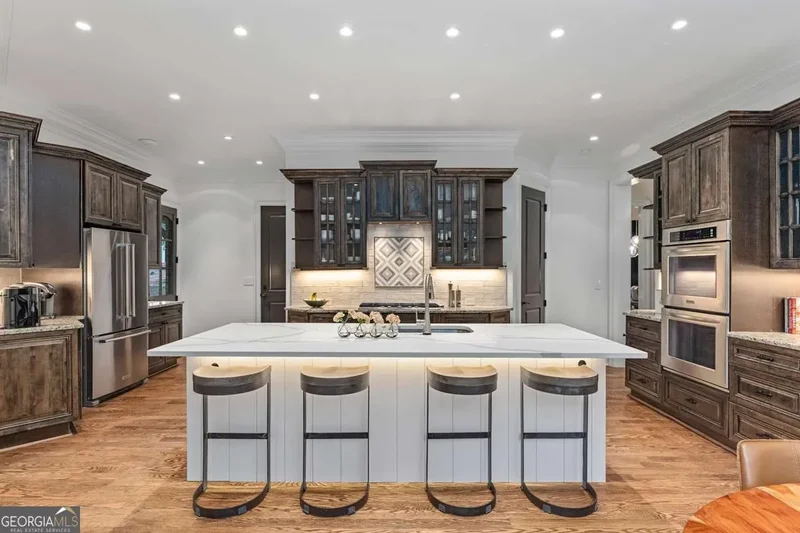 590 Windsor Parkway, Atlanta, GA 30342, Atlanta, Georgia, United States. - Photo 49