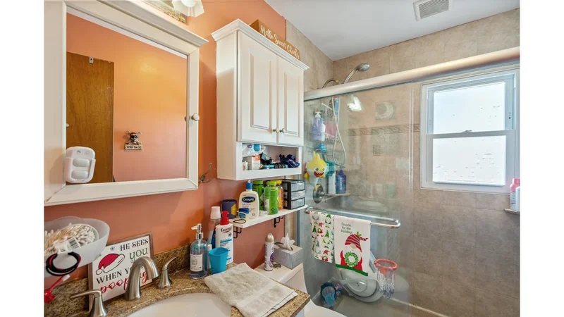 138 Lincoln Road, Franklin Square, New York, United States. - Photo 18