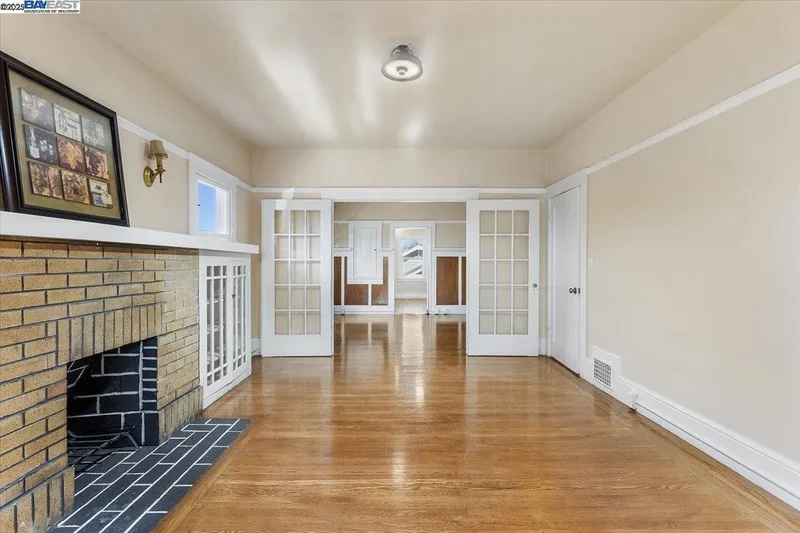 629 Santa Clara Ave., Alameda, California, United States. - Photo 38