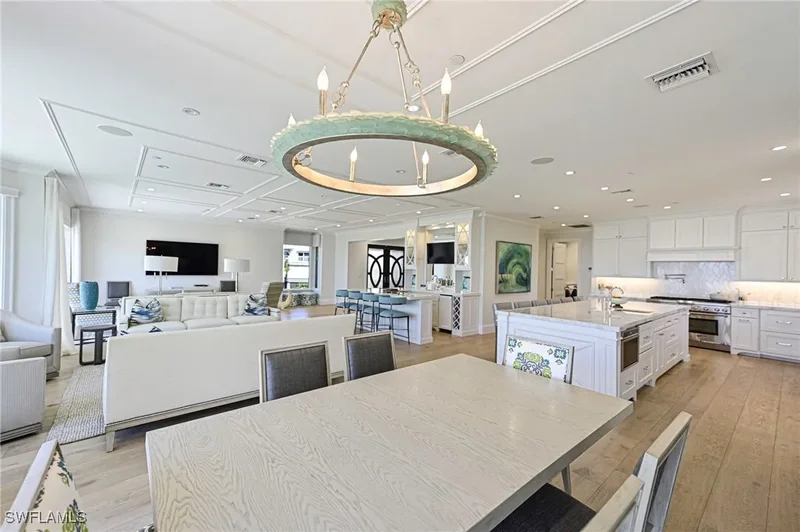 104 Anguilla Lane, Bonita Springs, Florida, United States. - Photo 2