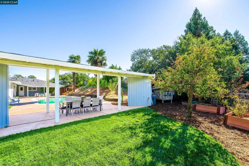 1600 Shangri La Ct., Lafayette, California, United States. - Photo 34