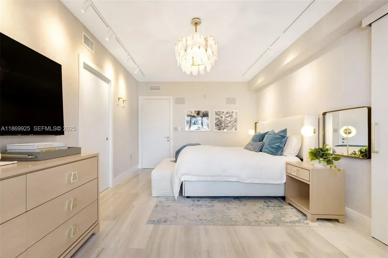 1451 Brickell Ave 1901, Miami, Florida, United States. - Photo 16